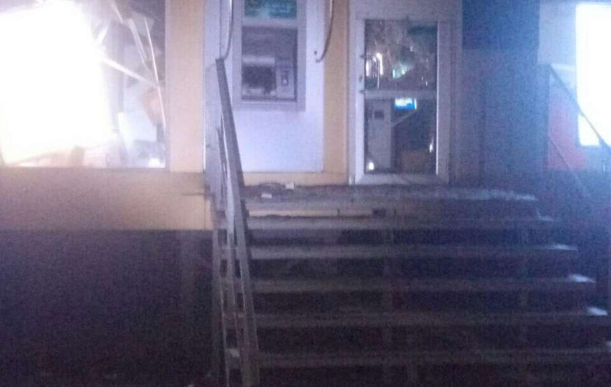 Ночью в Харькове неизвестные подорвали банкомат