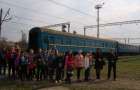 На экскурсию в вагонное депо пригласили школьников правоохранители Константиновки