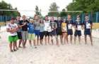 На турнире по парковому волейболу в Мирнограде победила команда из Покровска
