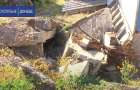 В селе на Донетчине из-за оползней разрушаются дома