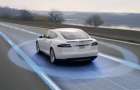 Автопилот автомобиля Tesla спас водителя от аварии 