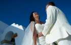 В Греции запретили свадьбы из-за интимной фотографии на фоне святыни (18+)