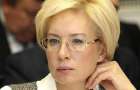 Денисова просит Красный Крест посетить украинских заключенных