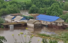 Прорвало плотину: сильный ливень затопил село под Мариуполем