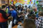 Toretsk: children raised money and wished Merry Christmas to old people and orphans 
