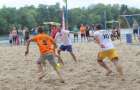 В Щурово проходит чемпионат по пляжному футболу 